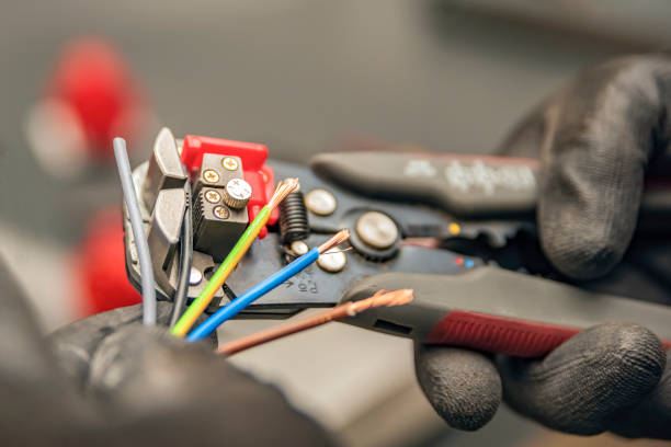 Best Affordable Electrician  in Sunset, LA